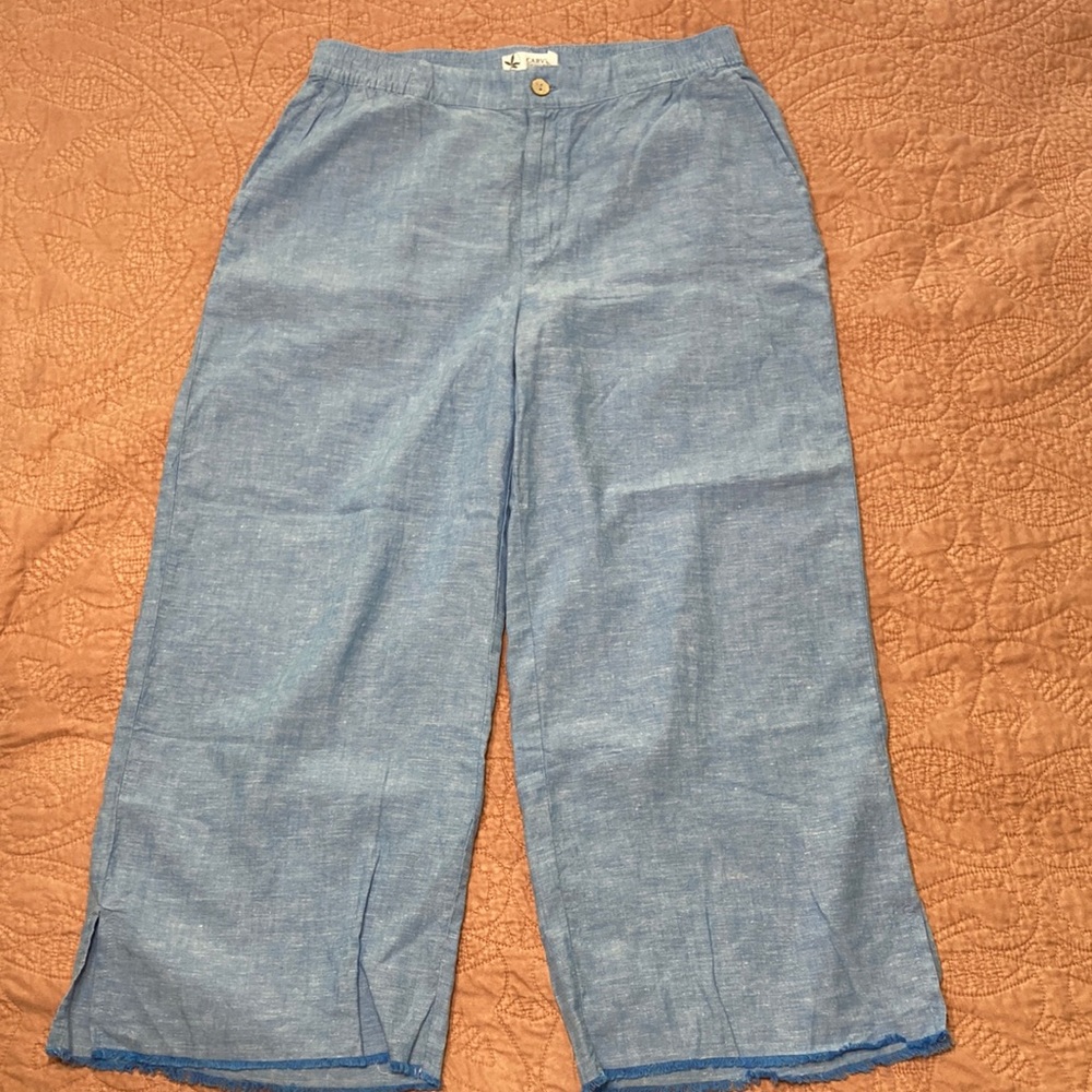 NWOT Carve Designs Wide Leg Cropped Chambray Pants